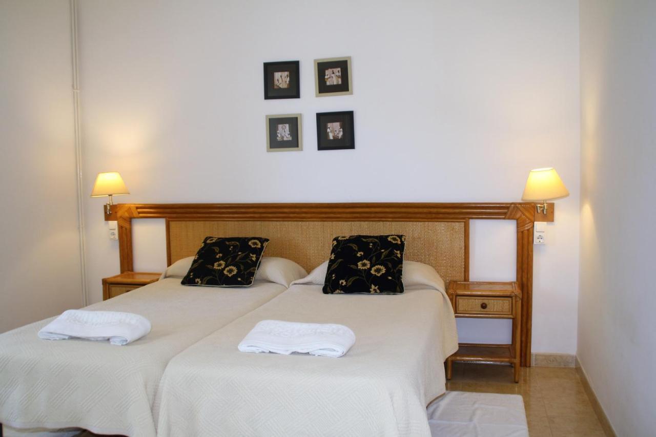 Apartaments Margarita Sabina Pinell 플라티야 다로 외부 사진