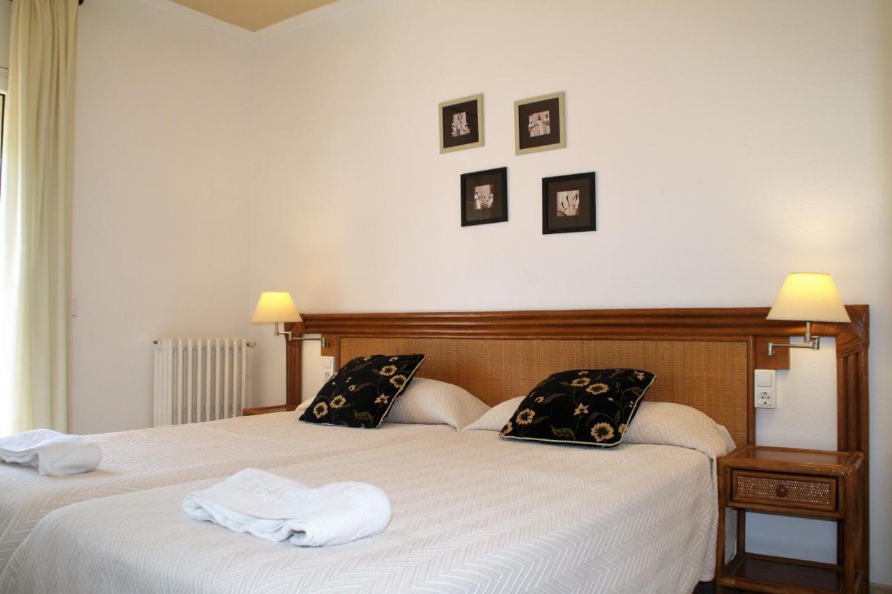 Apartaments Margarita Sabina Pinell 플라티야 다로 외부 사진